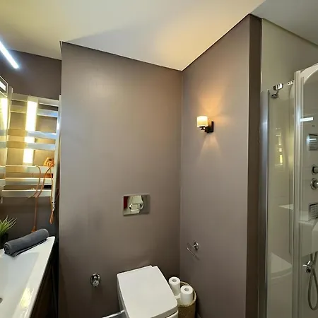 High Floor Luxury With View *