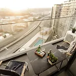 High Floor Luxury With View Lejlighed *